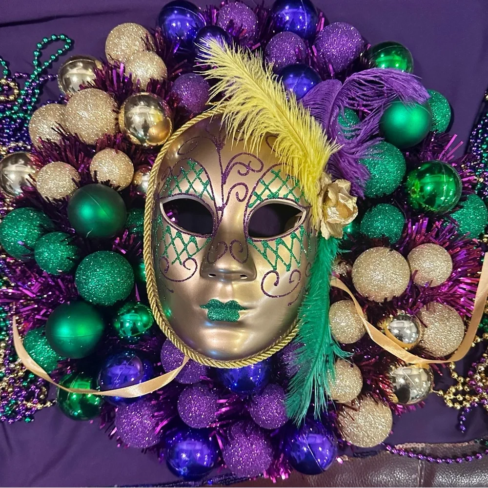 Festive Mardi Gras Mask Wreath